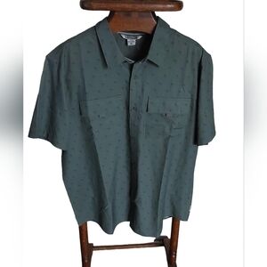VOYAGER MEN'S CASUAL‎ BUTTONS DOWN SHIRT SIZE XL
